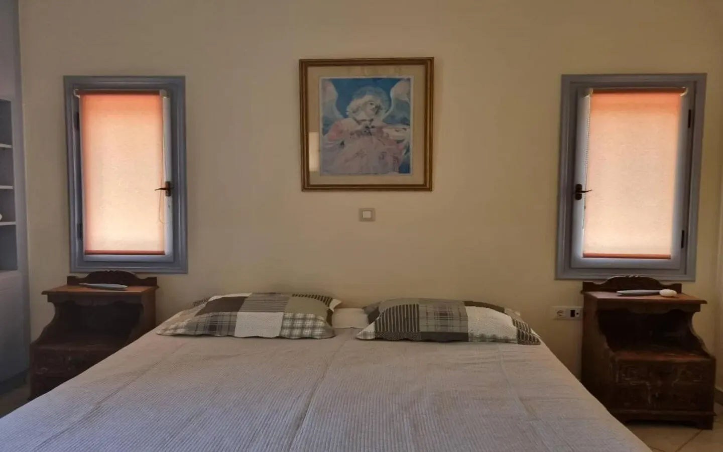house 1 -bedroom
