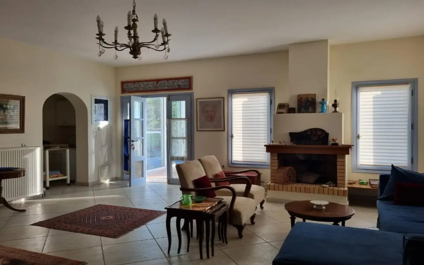 house 1-living room 2